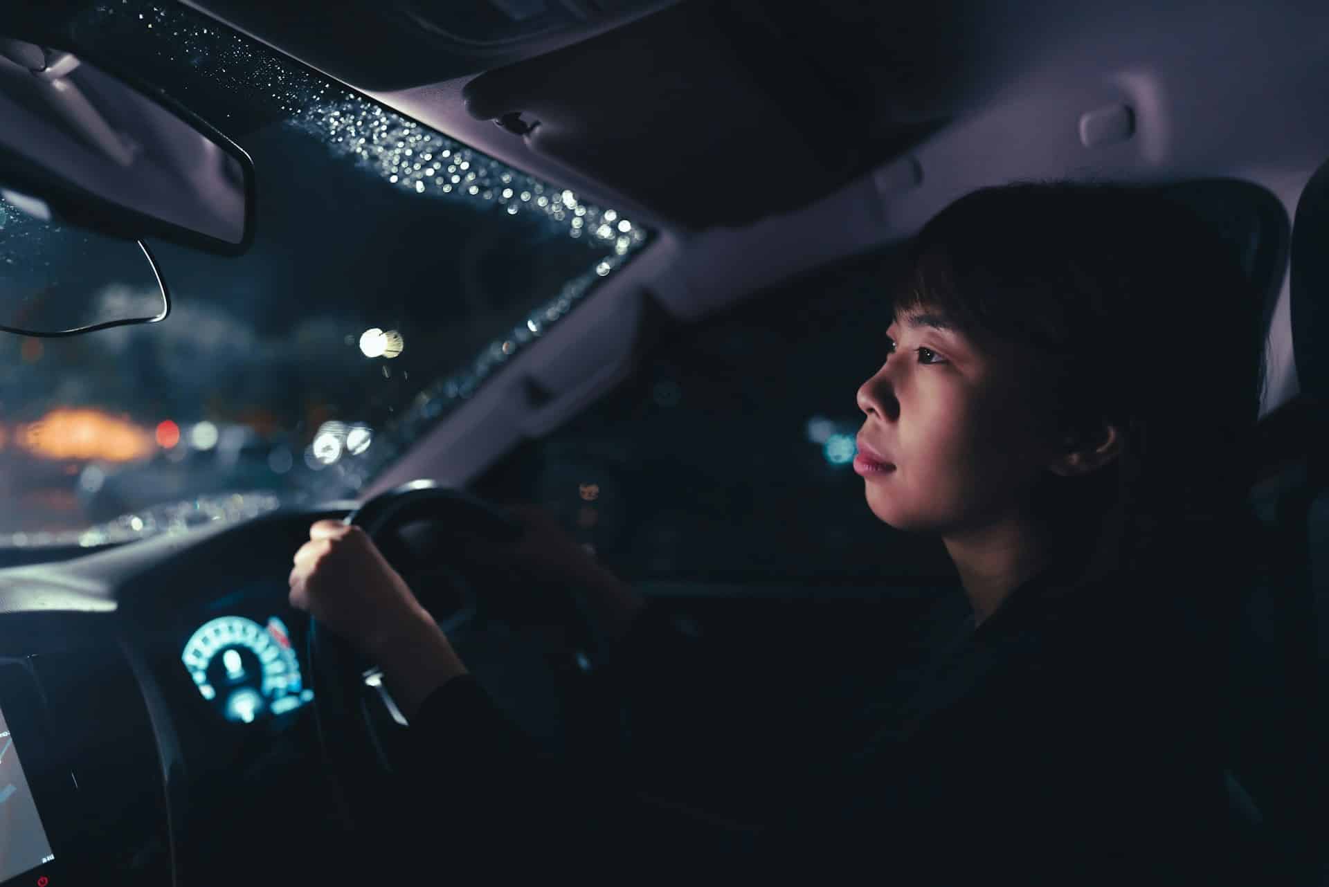Test Drive Night Preparing for Your First Night Drive: Safety Tips and Tricks